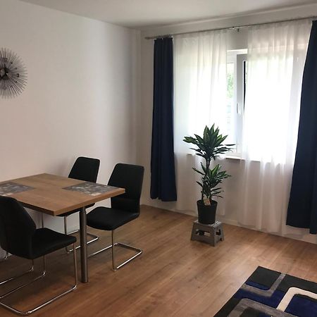 Schoene Neu Erbaute Wohnung برلين المظهر الخارجي الصورة