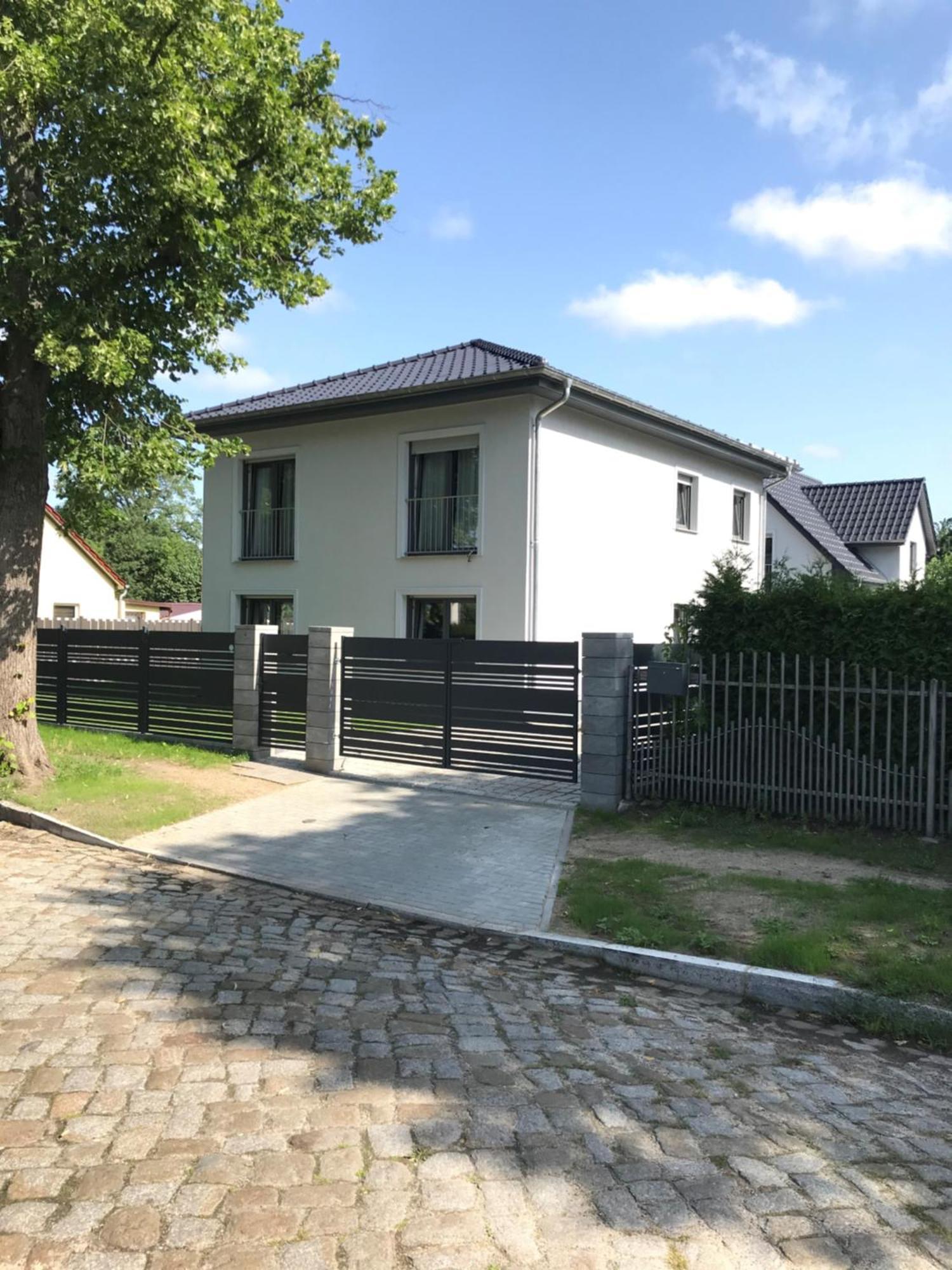 Schoene Neu Erbaute Wohnung برلين المظهر الخارجي الصورة